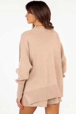 DISSH Boutiques RILEY LATTE KNIT SHORT SHORTS